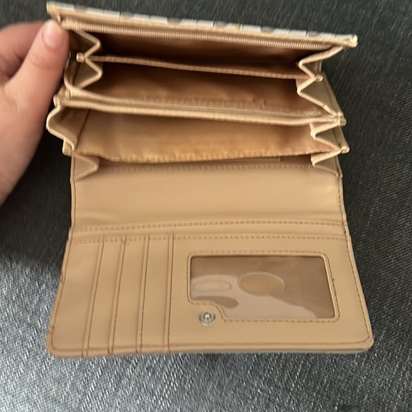 Guess Wristlet - Picture 2 of 3